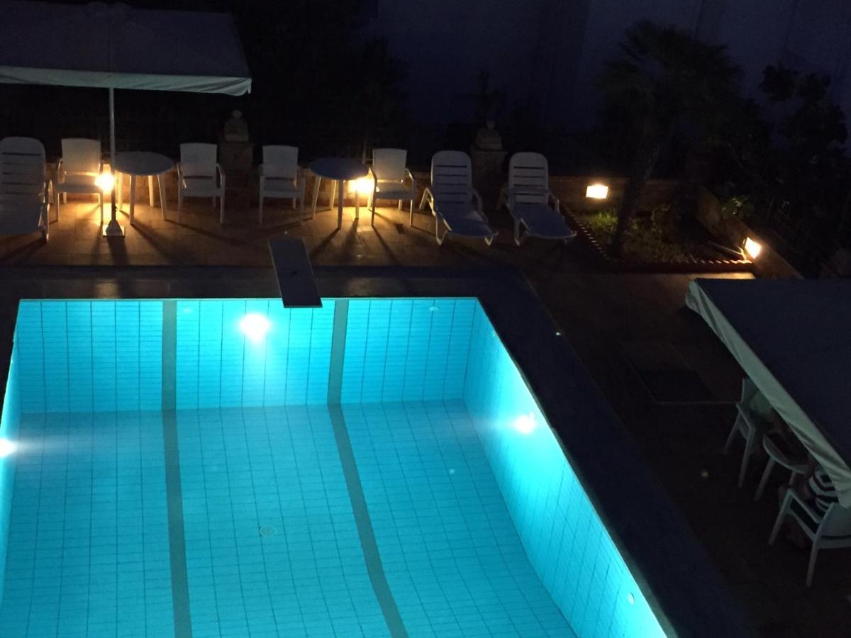 Toulipa Rooms Agia Ermioni Exterior photo