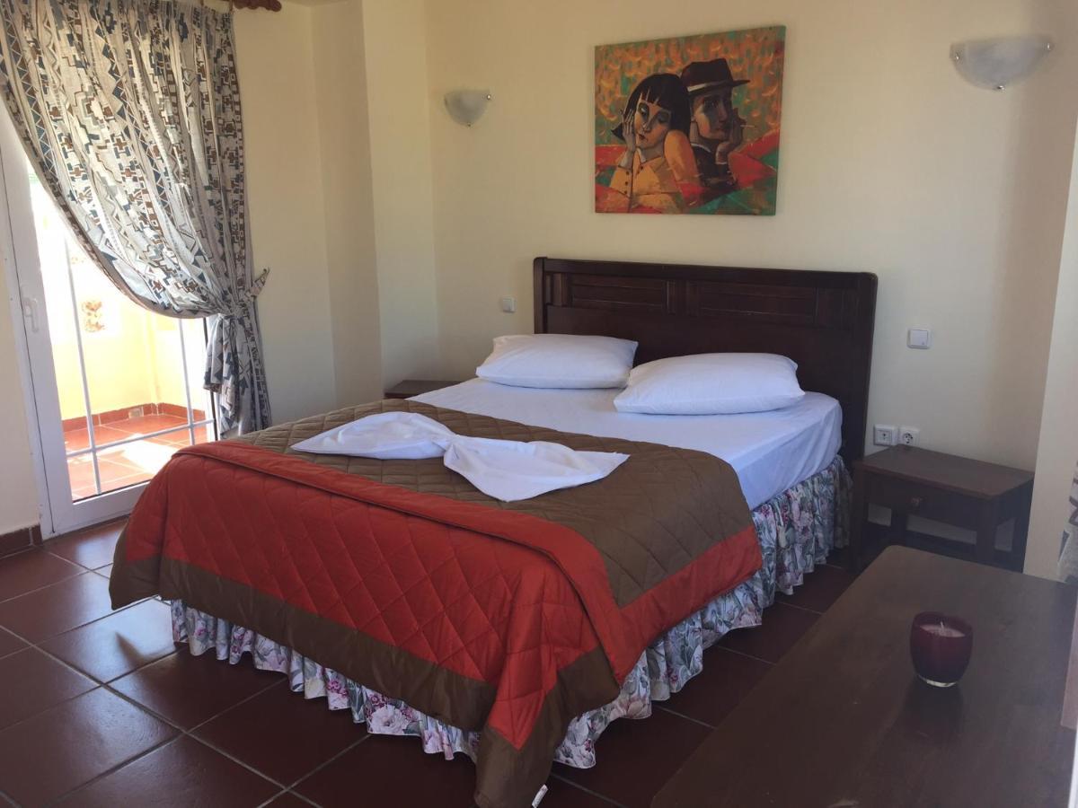 Toulipa Rooms Agia Ermioni Exterior photo